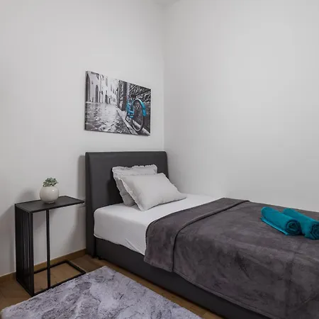 Sugar Palace Apartman Rijeka